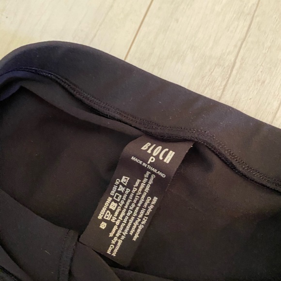 Bloch high low skirt with shorts built in - Picture 3 of 3